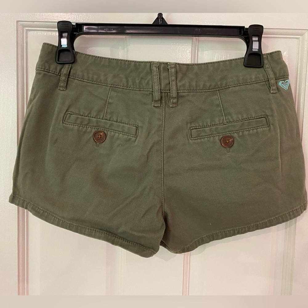 Roxy Low Rise Short - Size 3 - Picture 2 of 8
